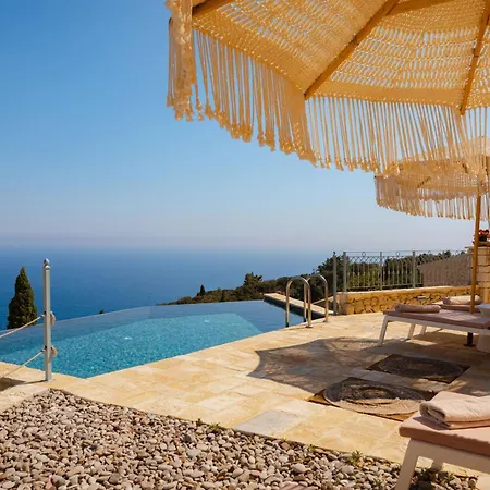 Villa Thea Mare Maistro By Posarellivillas *