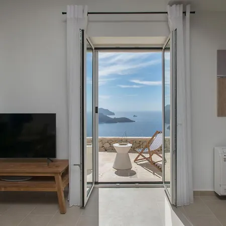 Villa Thea Mare Maistro By Posarellivillas